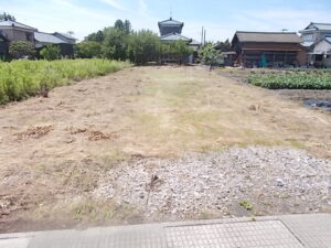 砕石転圧した元貸地部分の販売になります。(外観)