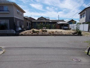 T字路に面しています。(外観) T字路に面しています。(外観)