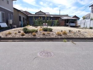 車の出し入れに有利な立地です。 車の出し入れに有利な立地です。