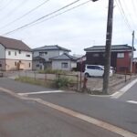 角地に立地しています。建蔽率70%に緩和。(外観)